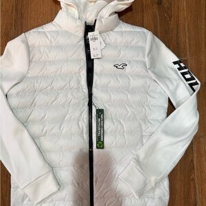 NWT - Hollister Men's White Puffer Jacket - small